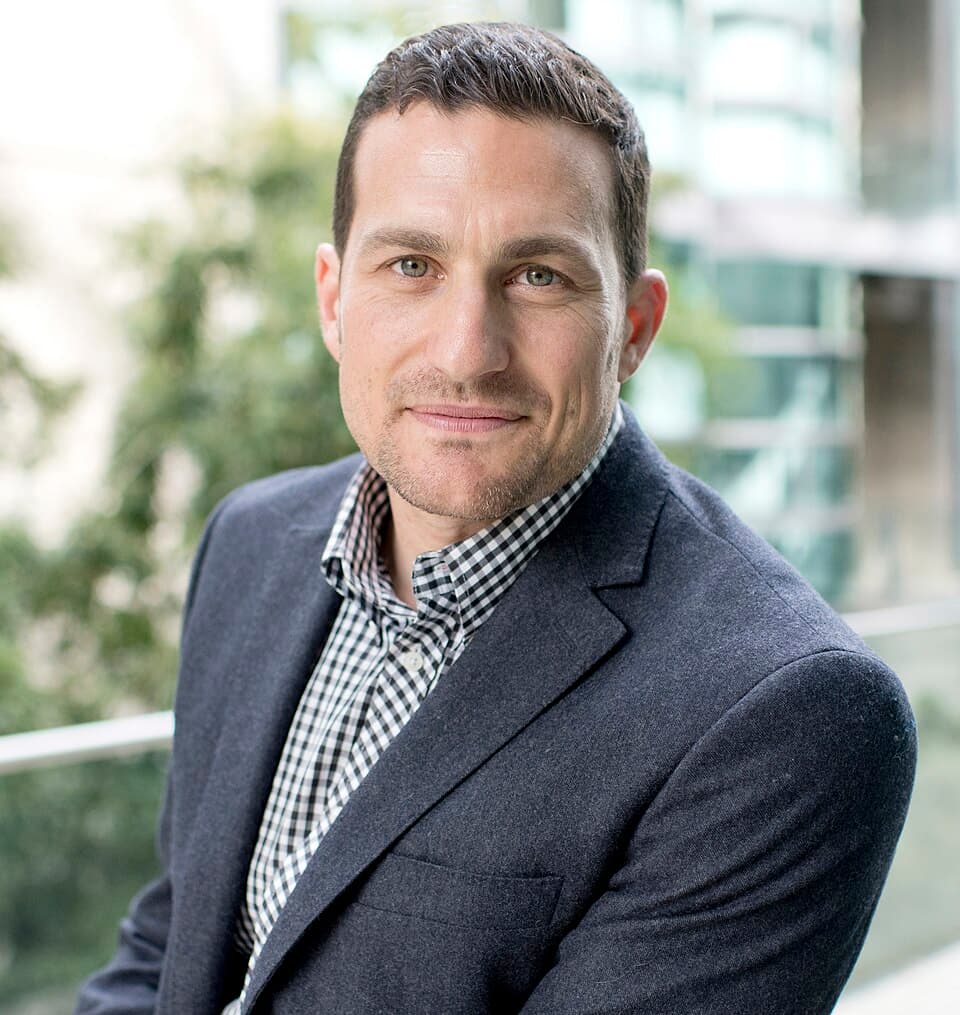 Portrait of Andrew D. Huberman, Stanford neuroscience professor.